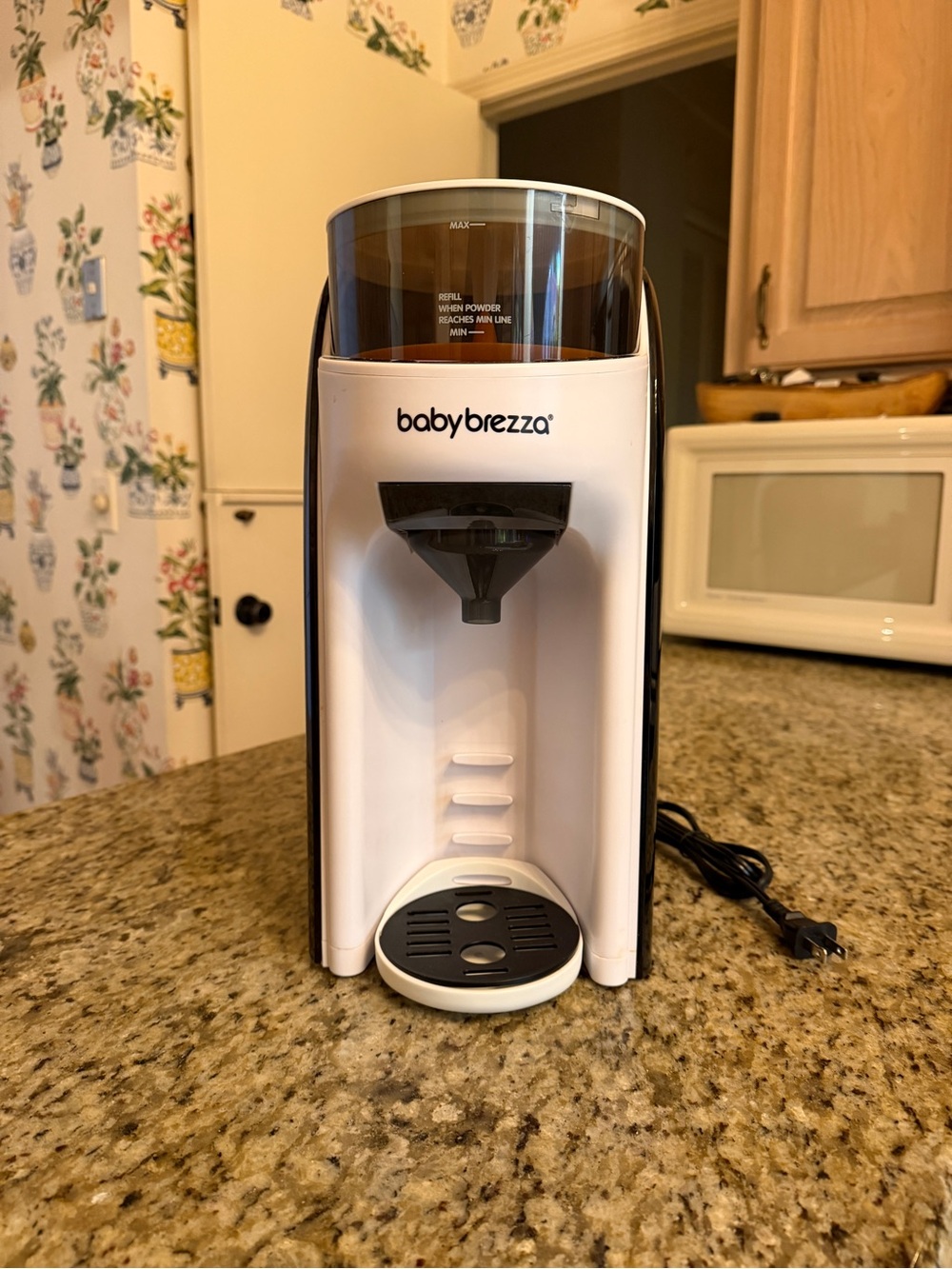 Baby Brezza Formula Pro Advanced Bottle Maker - White
